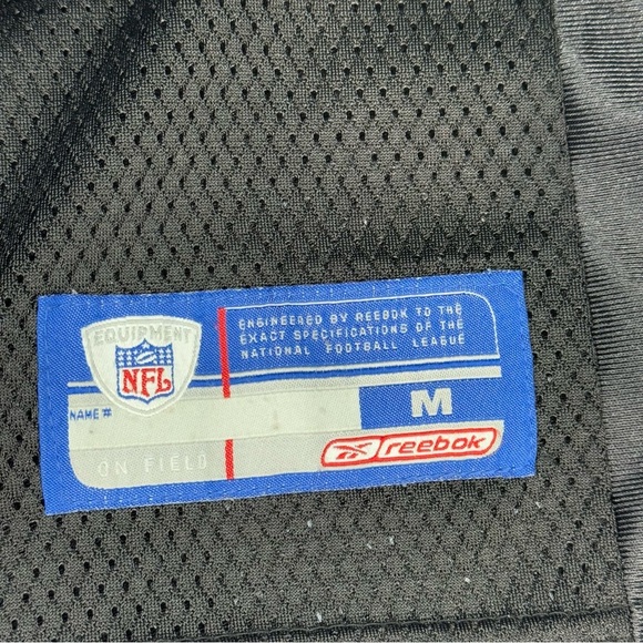 Reebok NFL Black and Red Football Jersey Atlanta Falcons Vick Kids Medium 10-12 - Picture 5 of 10